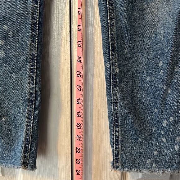 BDG high waisted stretchy 27W Girlfriend Jean - Picture 6 of 6